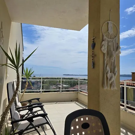 Paradise червенка Апартаменты Черноморец