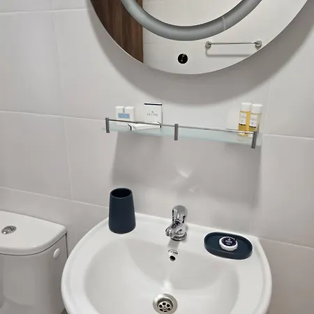 Apartamento Paradise червенка *