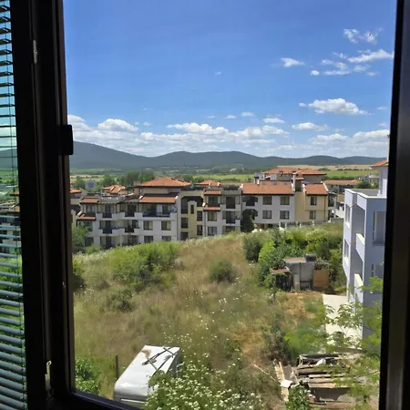 Paradise червенка * Черноморец