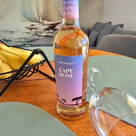 Paradise червенка * Черноморец